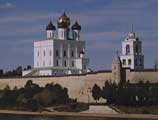 Pskov - Kreml, photo: Trubina, 600x550p, 48kb