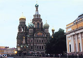 Spas na Krovi, 1883-1907. The temple is covered from within with a mosaic and jewels entirely. photo: Bukatova, 429x300p, 33kb Spas na Krovi, 1883-1907. The temple is covered from within with a mosaic and jewels entirely. photo: Bukatova, 429x300p, 33kb