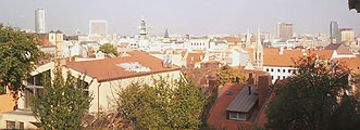 Bratislava, photo: Sokolovska, 500x203p, 33kb