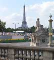 Tour Eiffel a view from Place de la Concorde, photo: Prokhorova, 400x450p, 36kb